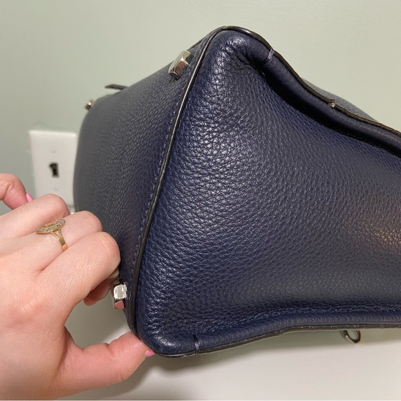 ❌SOLD❌Rebecca Minkoff Regan Satchel - Picture 5 of 16